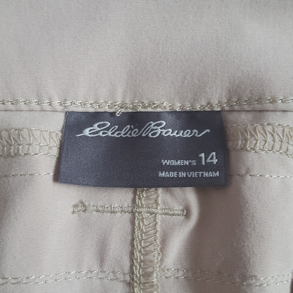 Eddie Bauer Shorts - Picture 6 of 15